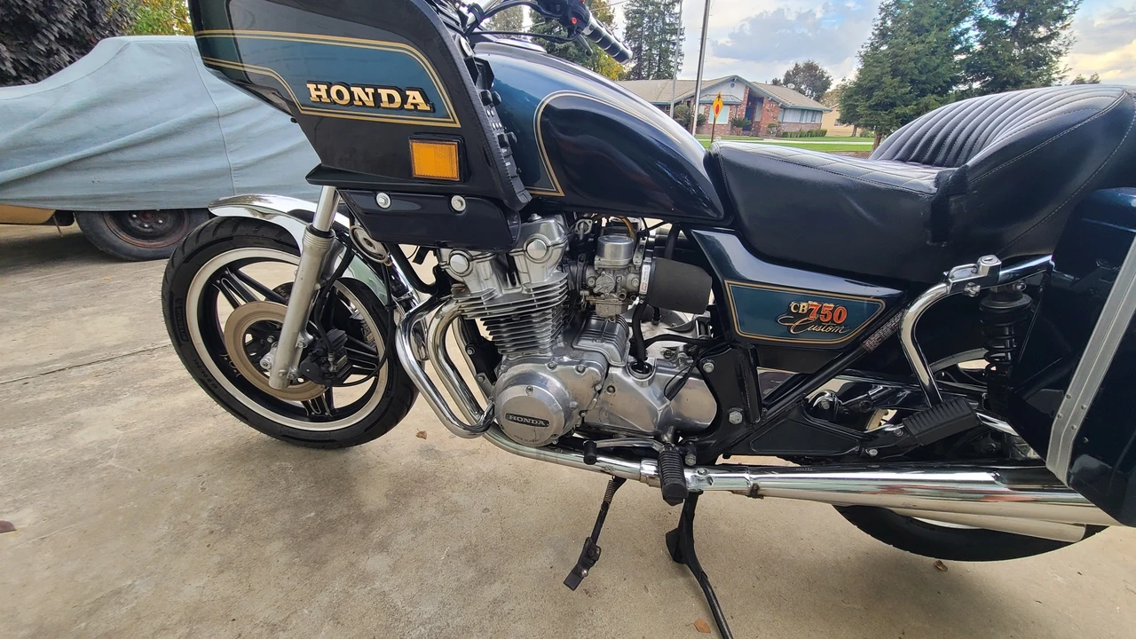 1981 Honda CB650C & CB750C & CB900C & CB1000C - Image 17 of 31