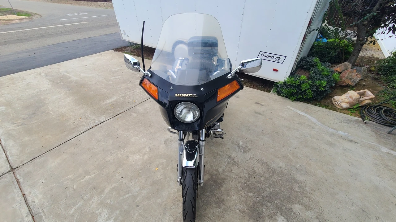 1981 Honda CB650C & CB750C & CB900C & CB1000C - Image 10 of 31