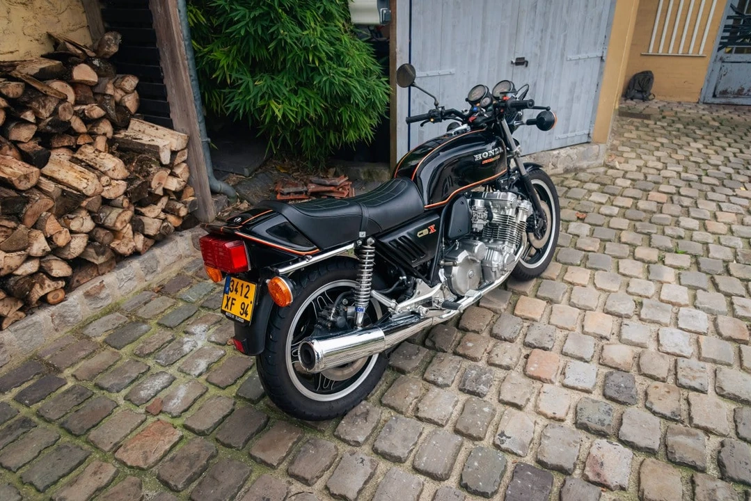 1981 Honda CBX - Image 10 of 30