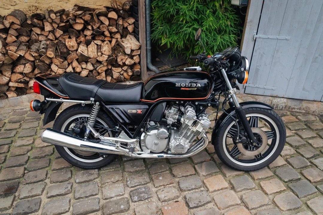 1981 Honda CBX - Image 9 of 30