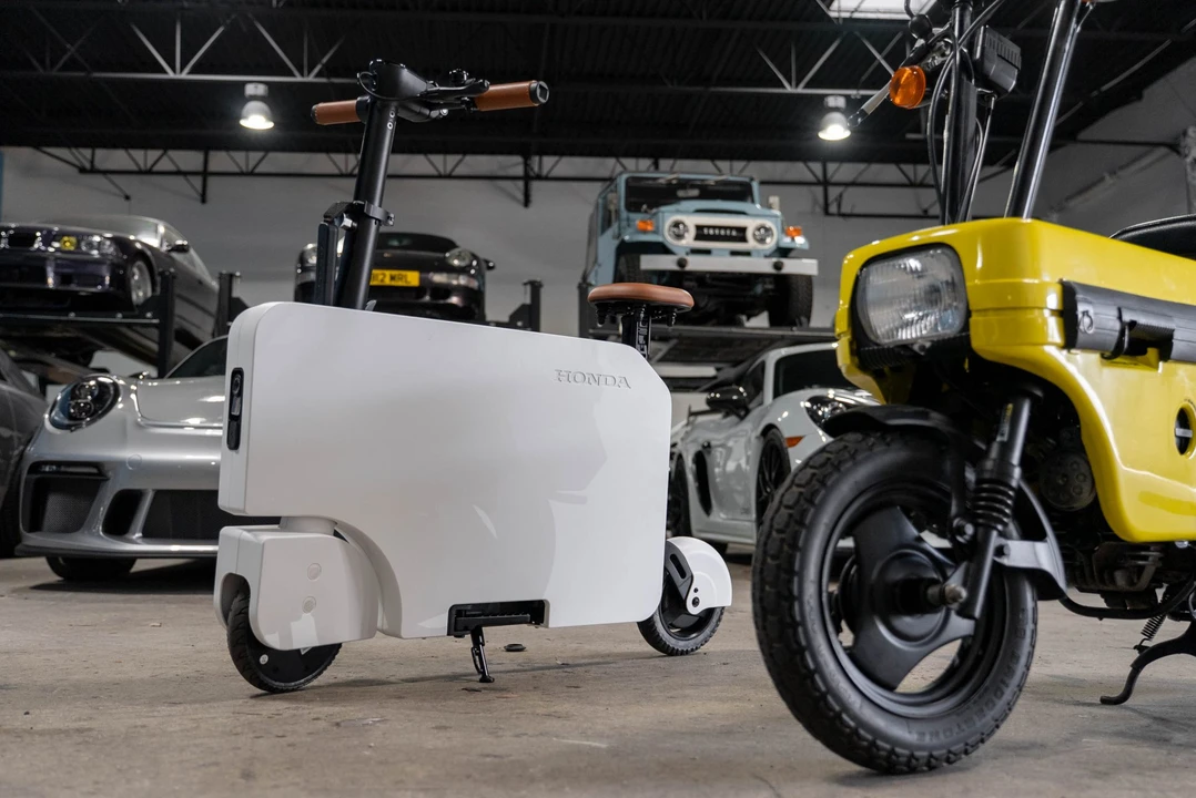 1981 Honda Motocompo & Motocompacto - Image 2 of 31