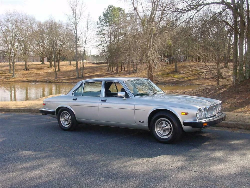 1981 Jaguar XJ Series 3 - Image 5 of 5