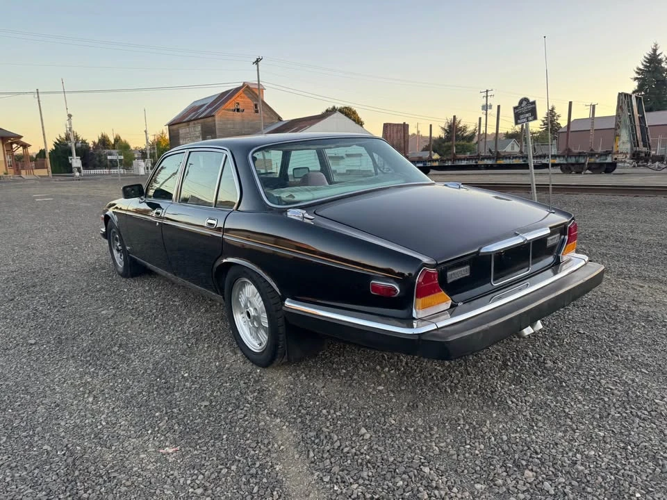 1981 Jaguar XJ Series 3 - Image 5 of 12