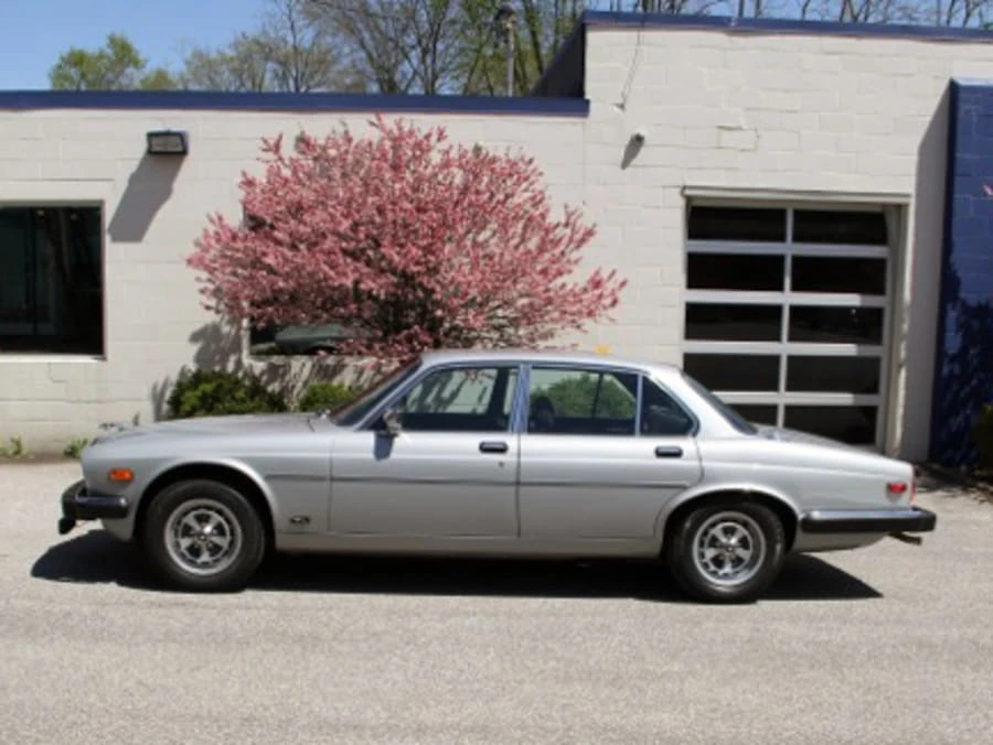 1981 Jaguar XJ Series 3 - Image 2 of 8