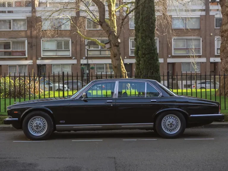 1981 Jaguar XJ Series 3 - Image 6 of 16