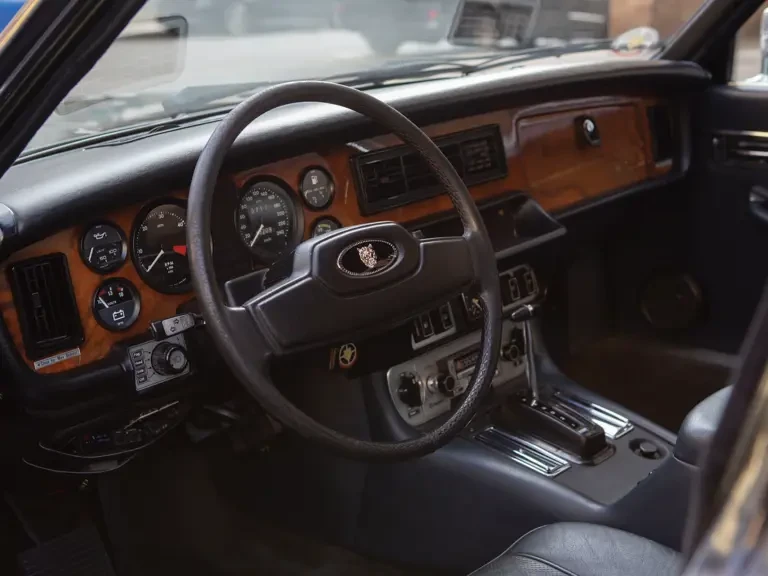 1981 Jaguar XJ Series 3 - Image 5 of 16