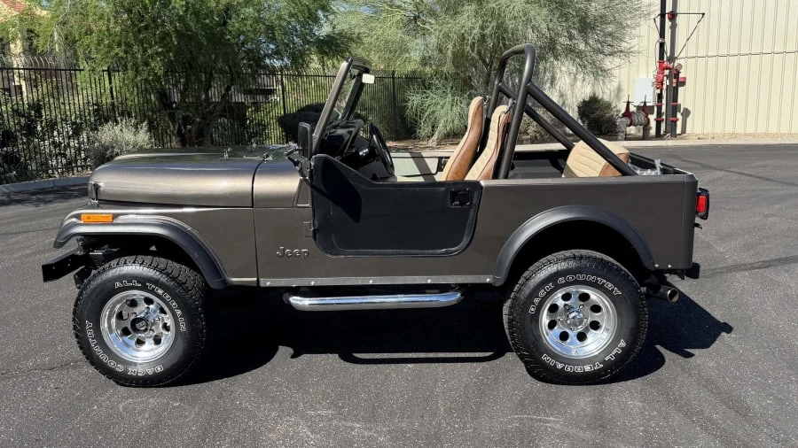 1981 Jeep CJ7 - Image 2 of 13