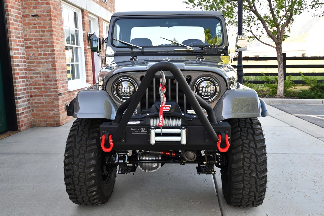 1981 Jeep CJ8 Scrambler - Image 2 of 31