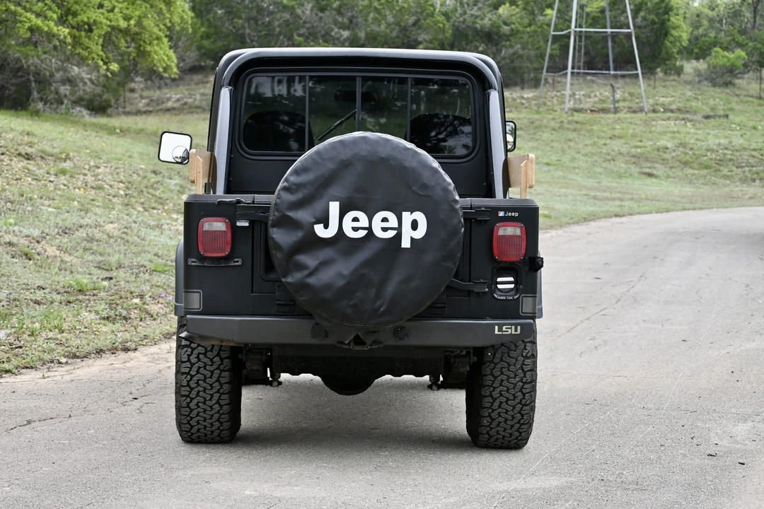1981 Jeep CJ8 Scrambler - Image 10 of 31