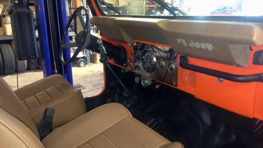 1981 Jeep CJ8 Scrambler - Image 2 of 3