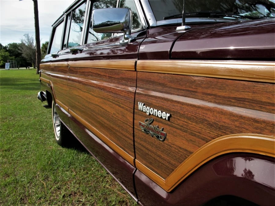 1981 Jeep Grand Wagoneer - Image 9 of 12