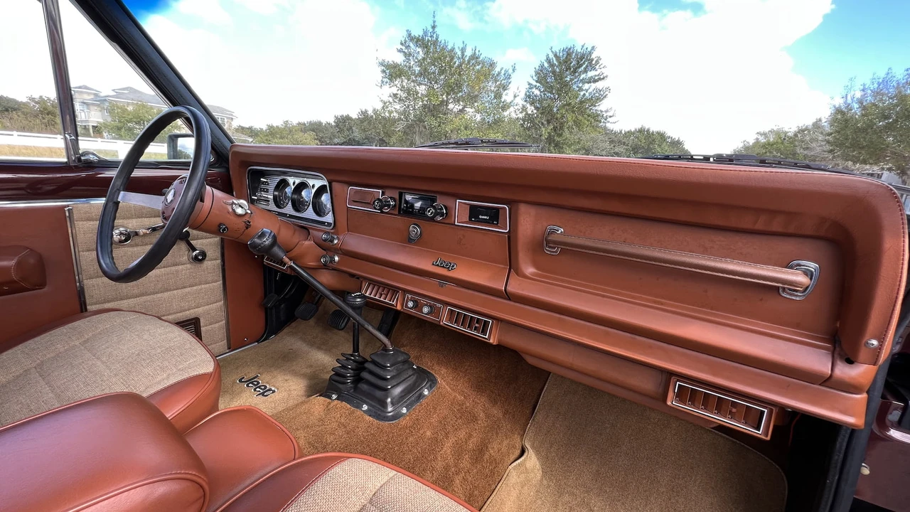 1981 Jeep SJ Gladiator - Image 7 of 22