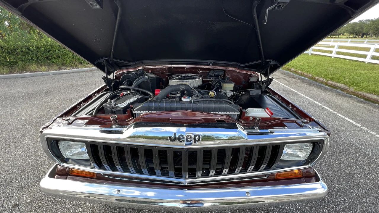 1981 Jeep SJ Gladiator - Image 8 of 22