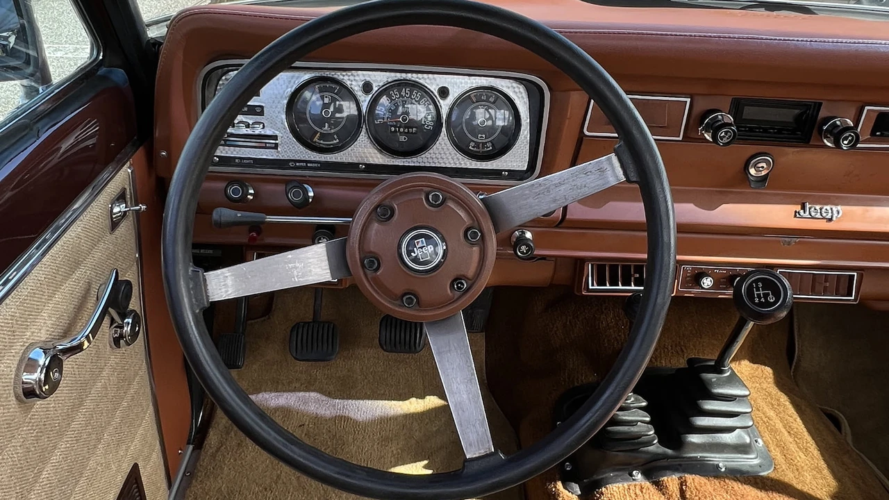 1981 Jeep SJ Gladiator - Image 11 of 22