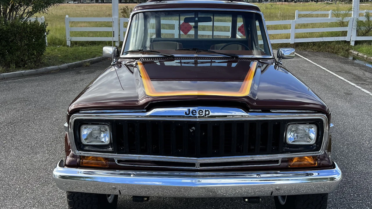 1981 Jeep SJ Gladiator - Image 14 of 22