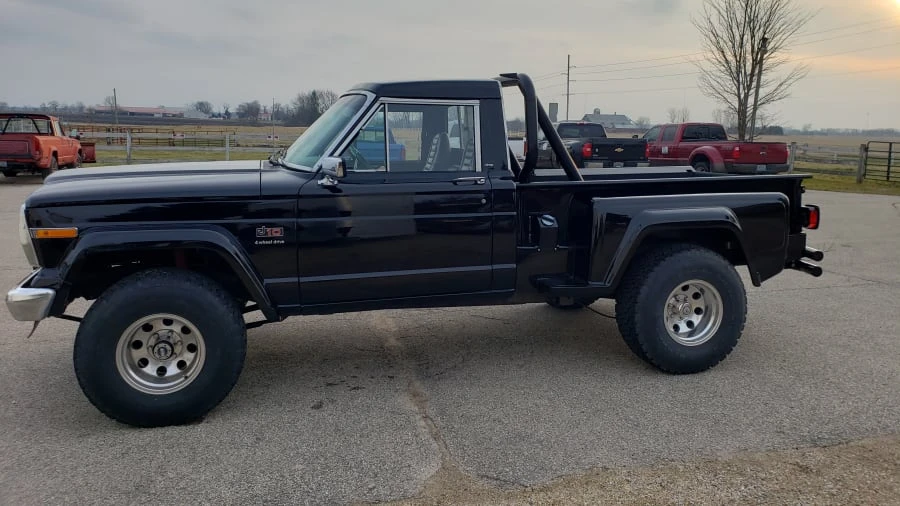 1981 Jeep SJ Gladiator - Image 2 of 4