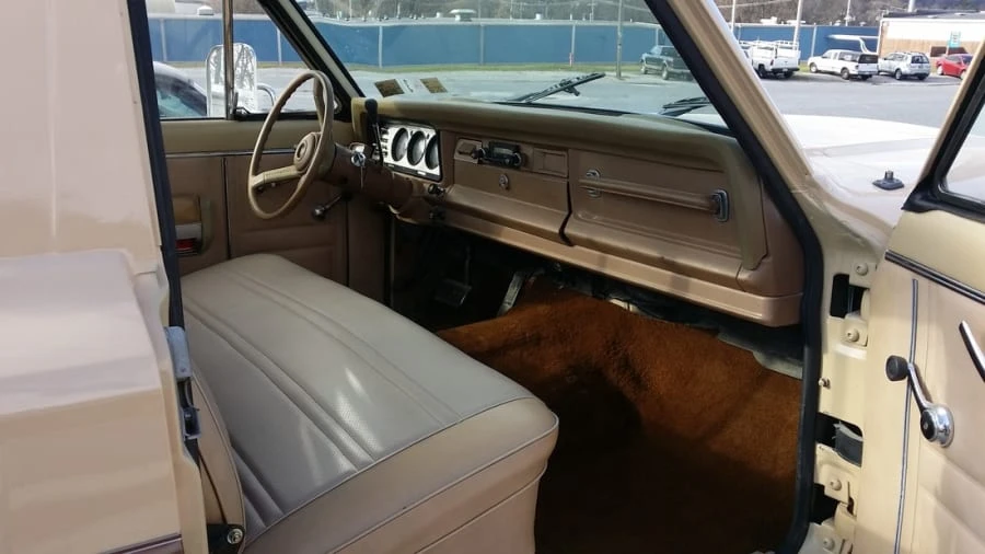 1981 Jeep SJ Gladiator - Image 2 of 3