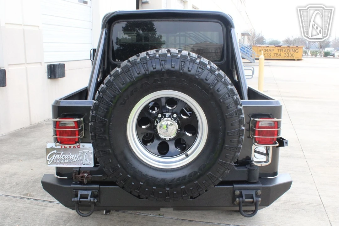 1981 Jeep CJ8 Scrambler - Image 10 of 21