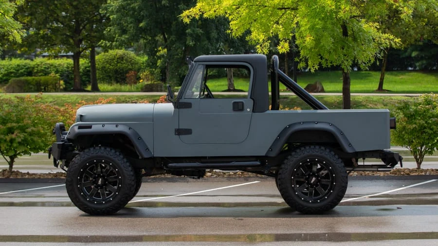 1981 Jeep CJ8 Scrambler - Image 2 of 20