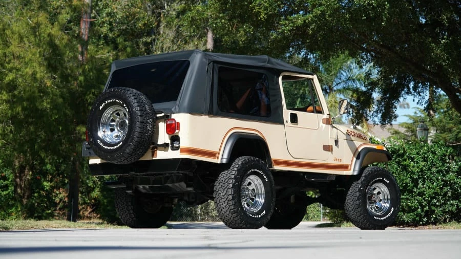 1981 Jeep CJ8 Scrambler - Image 9 of 11