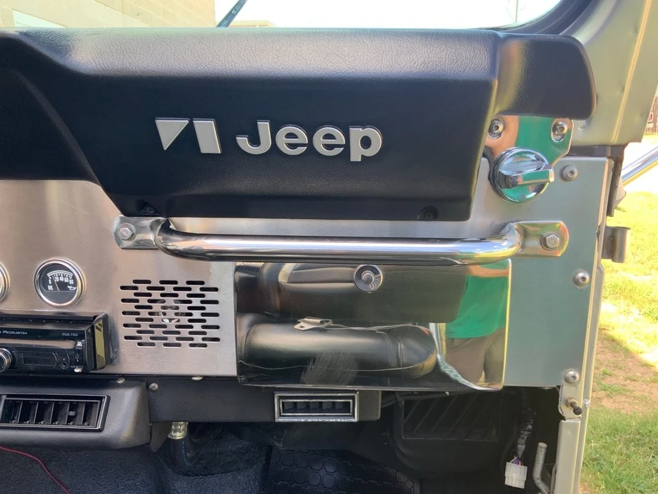 1981 Jeep CJ8 Scrambler - Image 21 of 31
