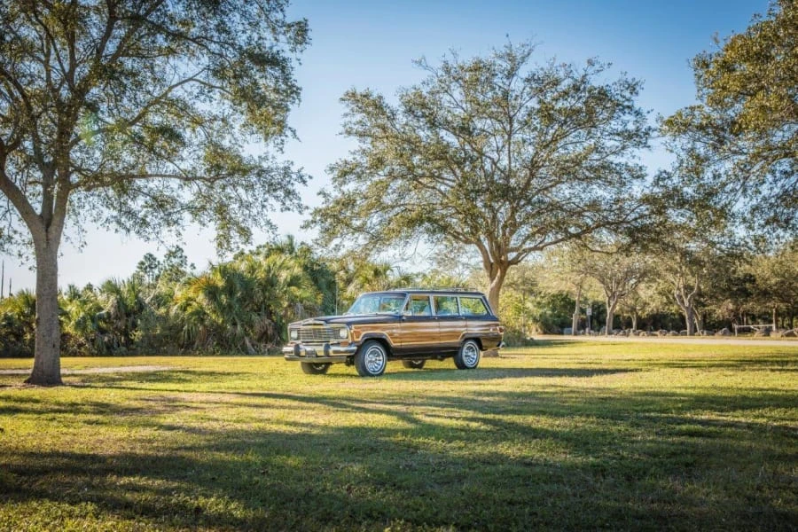 1981 Jeep SJ Wagoneer - Image 2 of 12