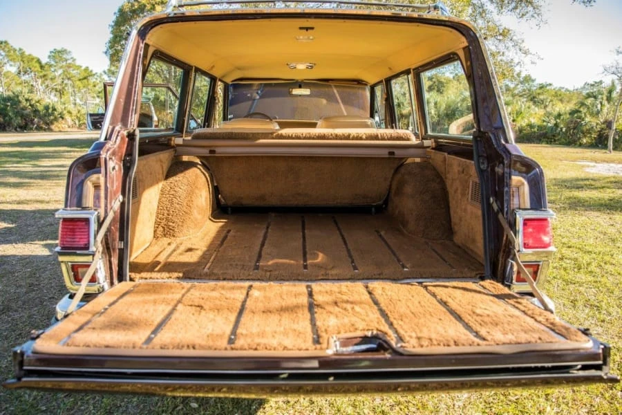 1981 Jeep SJ Wagoneer - Image 5 of 12