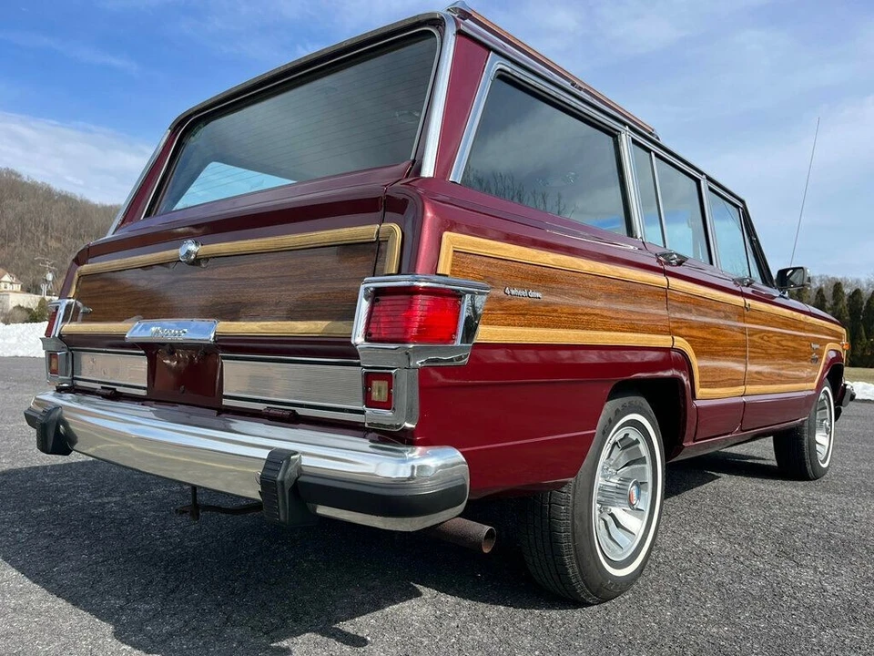 1981 Jeep SJ Wagoneer - Image 8 of 12