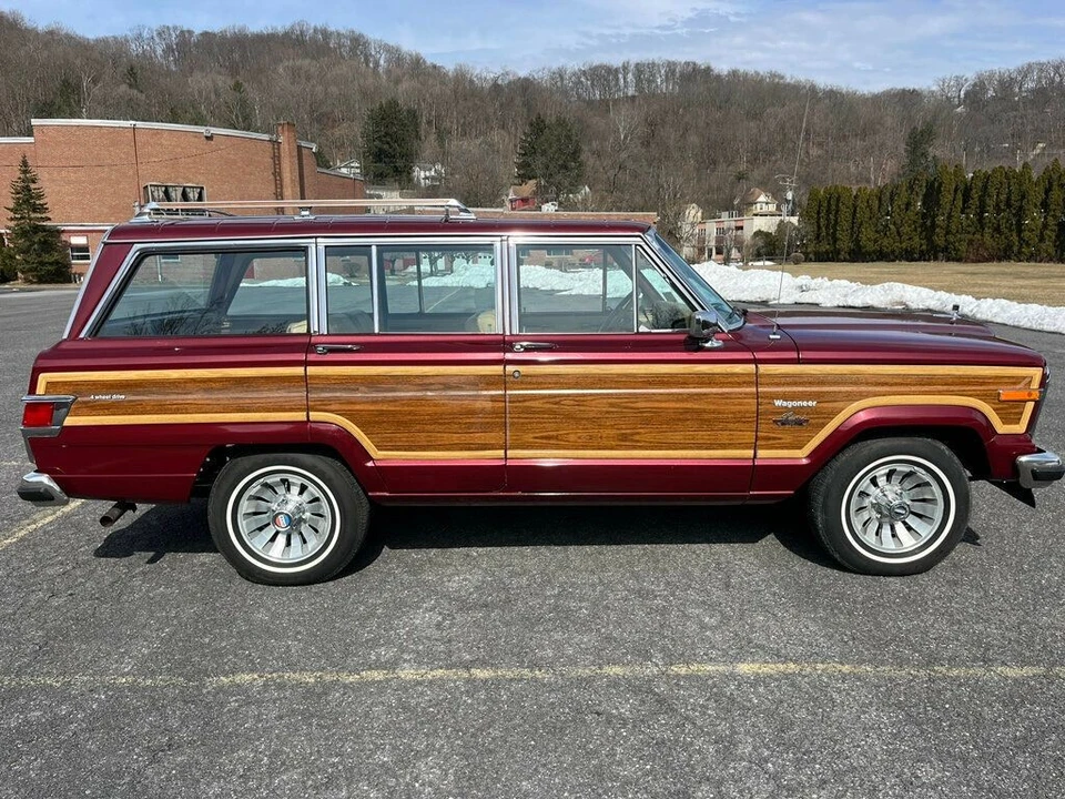 1981 Jeep SJ Wagoneer - Image 9 of 12