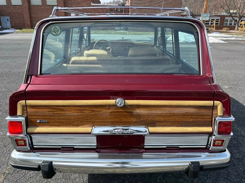 1981 Jeep SJ Wagoneer - Image 7 of 12