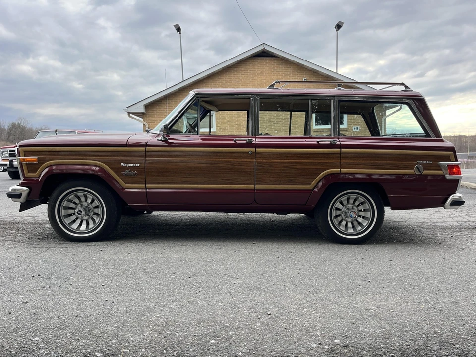 1981 Jeep SJ Wagoneer - Image 15 of 31