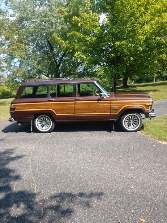 1981 Jeep SJ Wagoneer - Image 7 of 31