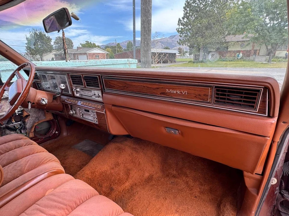 1981 Lincoln Continental Mark VI - Image 11 of 24