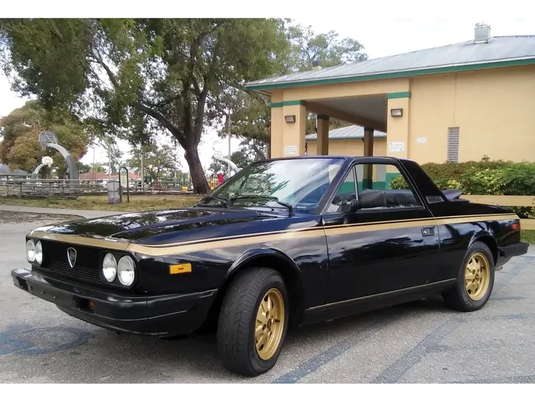 1981 Lancia Beta - Image 2 of 6