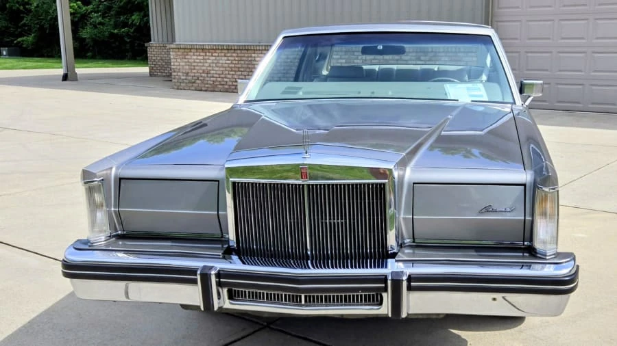 1981 Lincoln Continental Mark VI - Image 4 of 14