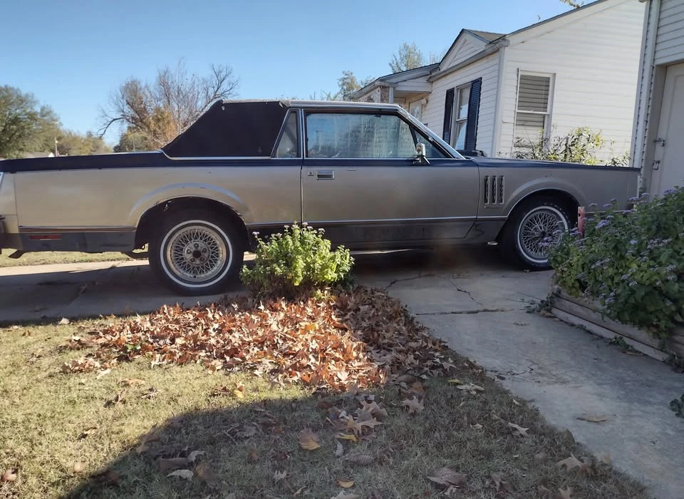 1981 Lincoln Continental Mark VI - Image 4 of 6