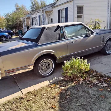 1981 Lincoln Continental Mark VI
