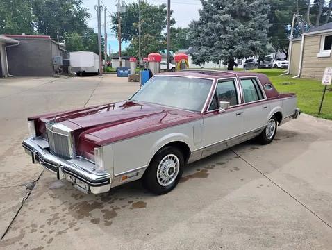 1981 Lincoln Continental Mark VI