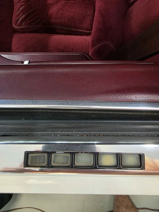 1981 Lincoln Continental Mark VI - Image 11 of 12