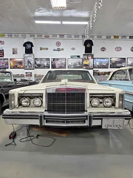 1981 Lincoln Continental Mark VI