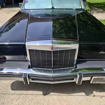 1981 Lincoln Continental Mark VII LSC Sedan 2D
