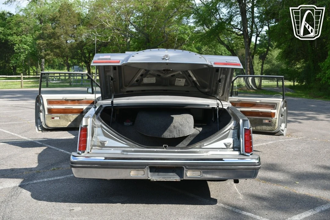 1981 Lincoln Continental Mark VI - Image 31 of 31