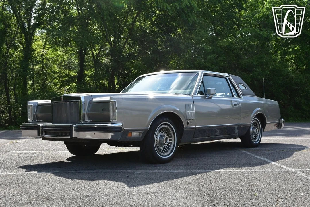 1981 Lincoln Continental Mark VI - Image 6 of 21