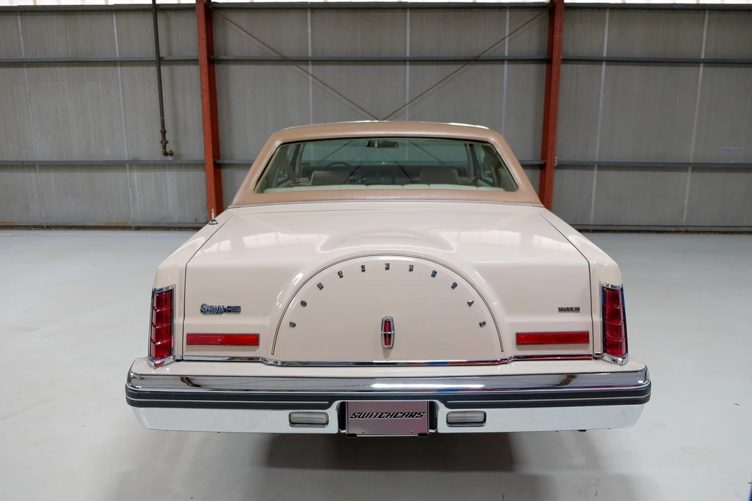 1981 Lincoln Continental Mark VI - Image 16 of 31