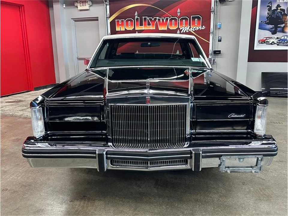 1981 Lincoln Continental Mark VI - Image 7 of 31