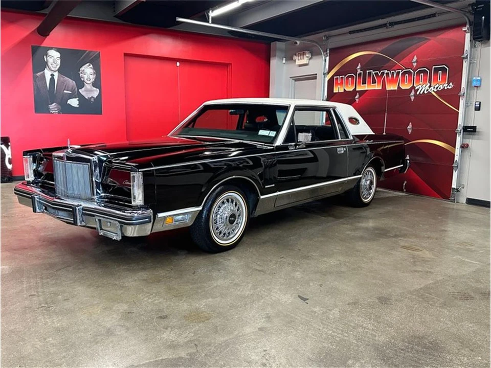 1981 Lincoln Continental Mark VI - Image 2 of 31