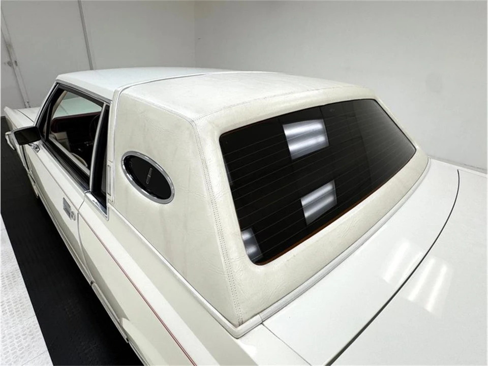 1981 Lincoln Continental Mark VI - Image 20 of 31