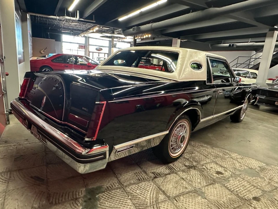 1981 Lincoln Continental Mark VI - Image 15 of 31