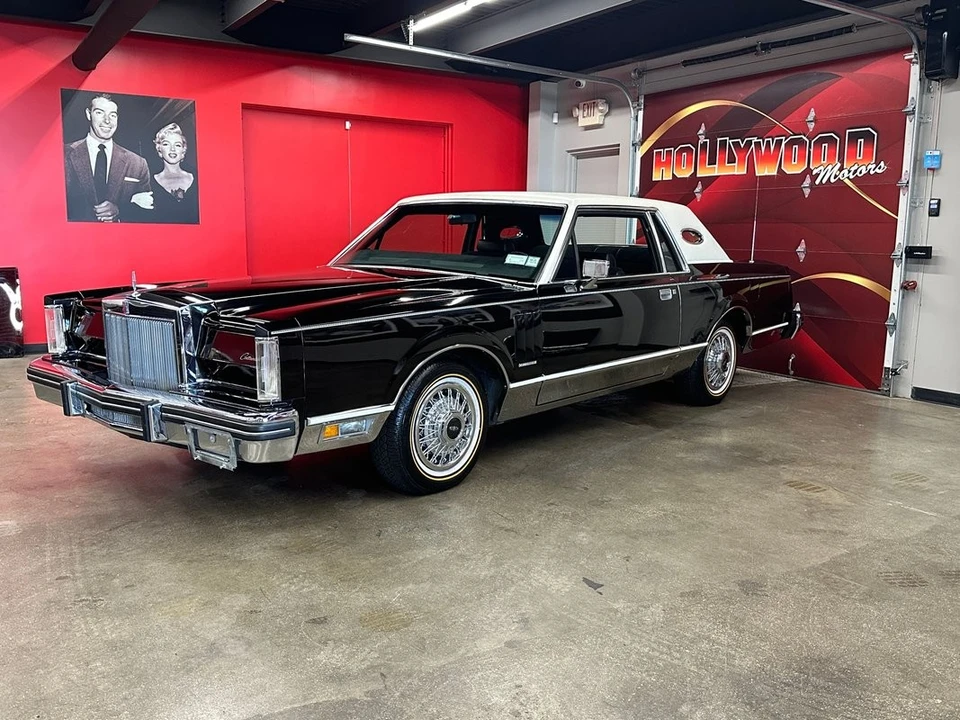 1981 Lincoln Continental Mark VI - Image 2 of 31