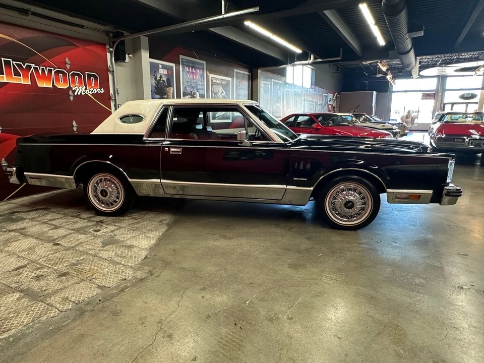 1981 Lincoln Continental Mark VI - Image 11 of 31